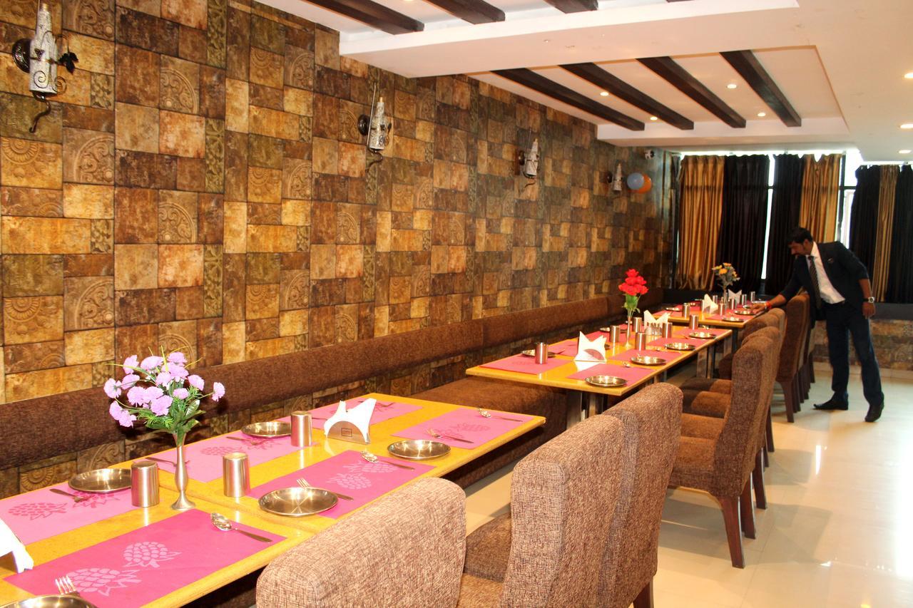 Hotel Anandam Kanker Exterior photo